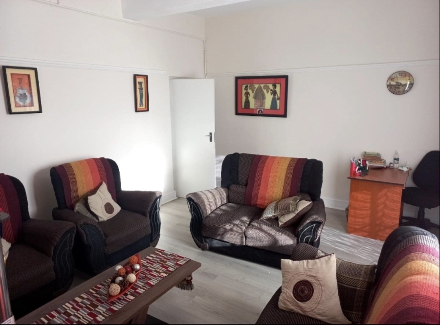 8 Bedroom Property for Sale in Quigney Eastern Cape